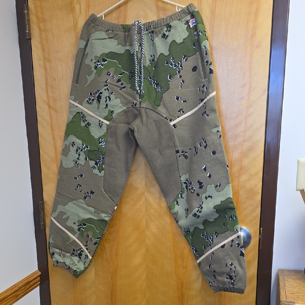 Hall of Fame Brand Heavyweight Camouflage Joggers Men's Large New No Tag